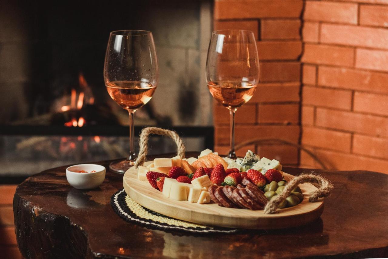 Chale Romantico Com Banheira De Hidromassagem E Lareira Bom Retiro  Ngoại thất bức ảnh
