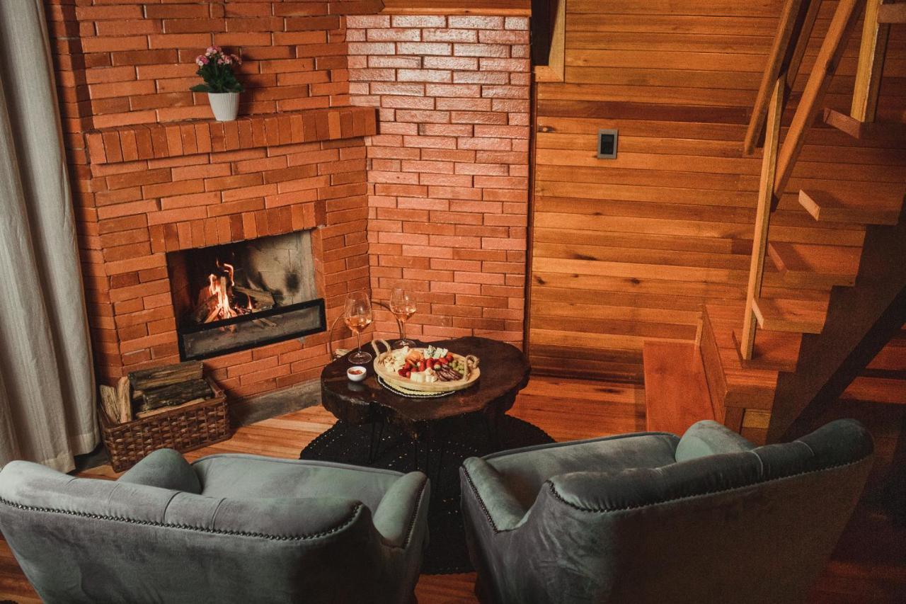 Chale Romantico Com Banheira De Hidromassagem E Lareira Bom Retiro  Ngoại thất bức ảnh